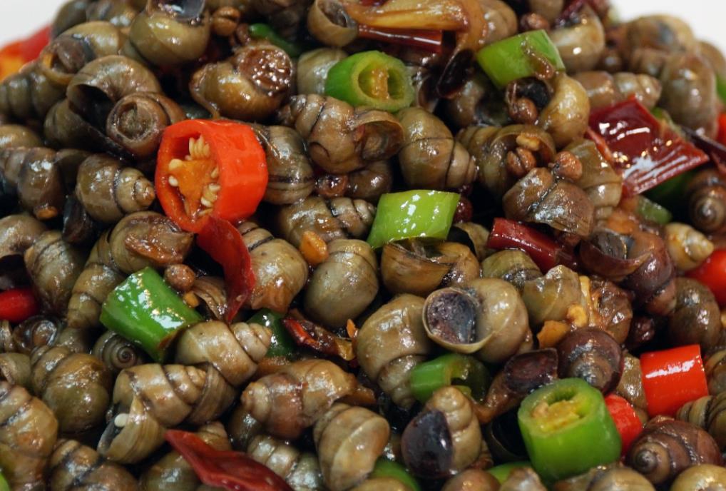 洗田螺的时候要加什么,清洗田螺的正确方法