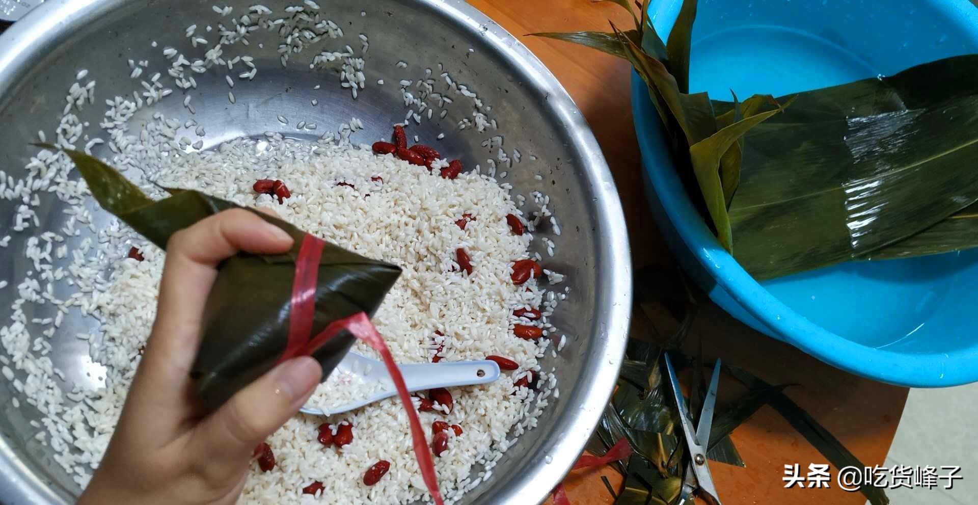 粽子新包法糯叽叽,手把手教你粽子的包法步骤