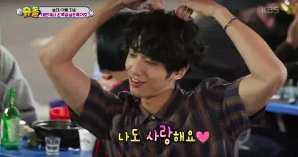 韩国网红活吞整只章鱼,韩国女网红为了博眼球有多拼