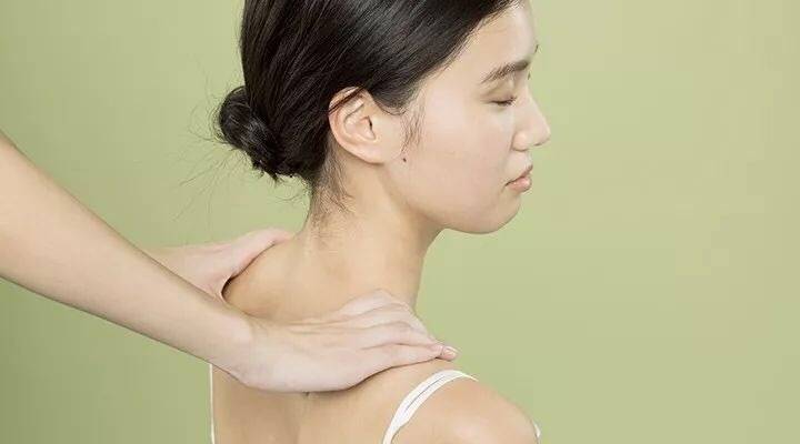 99元蜂抢价值860元全身SPA套餐,减压热滚法深层减压按摩手法