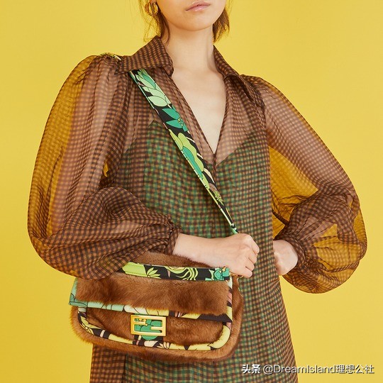 fendi新款包touch,fendi蕾丝花朵包