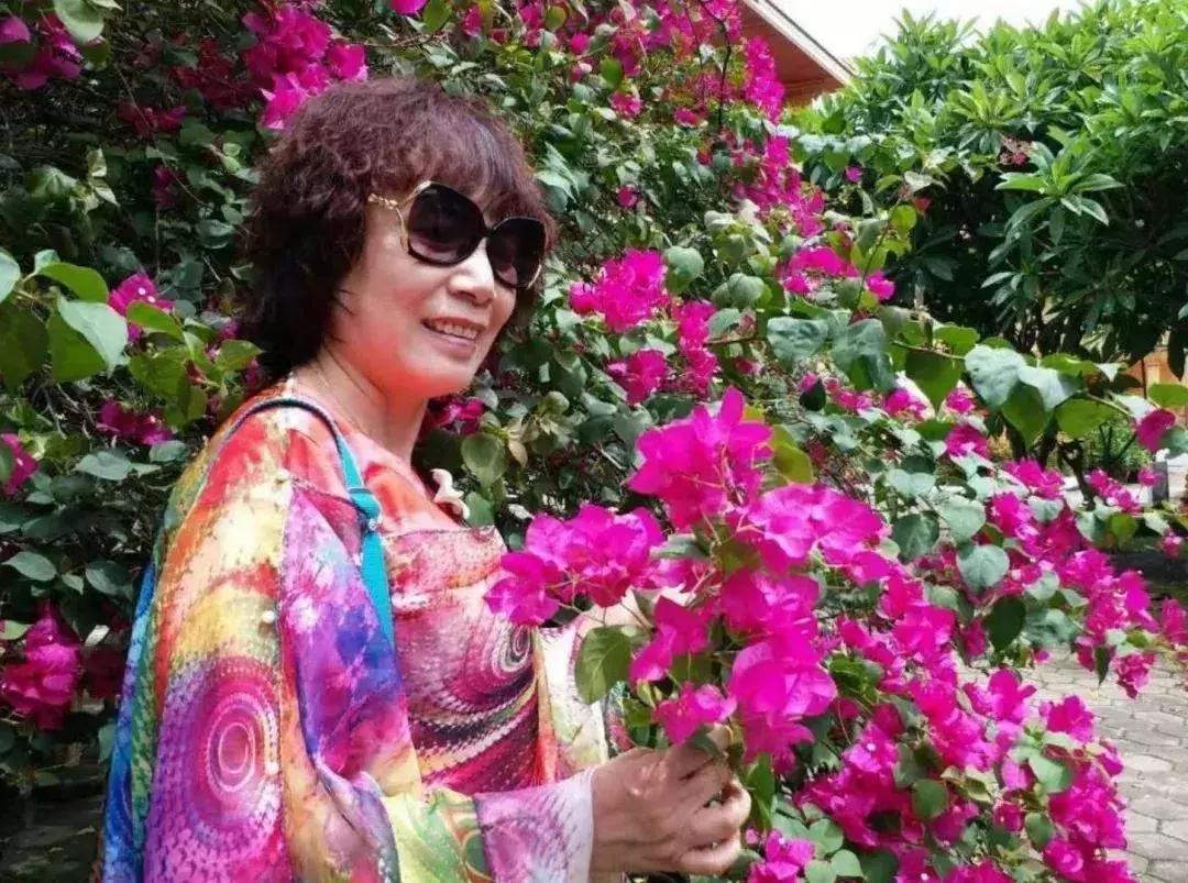 五一小长假怎么拍照,五一教妈妈出游拍照