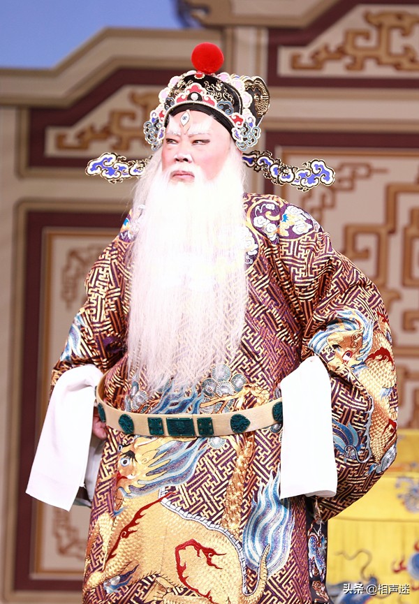 德云社退票名场面郭德纲,郭德纲于谦相声台下观众吵着退票