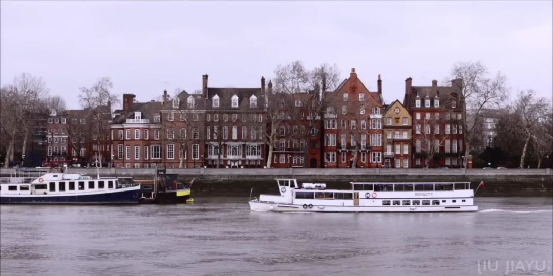 这个时代不是拼命就有用的,这个时代并不是努力就一定能赚钱