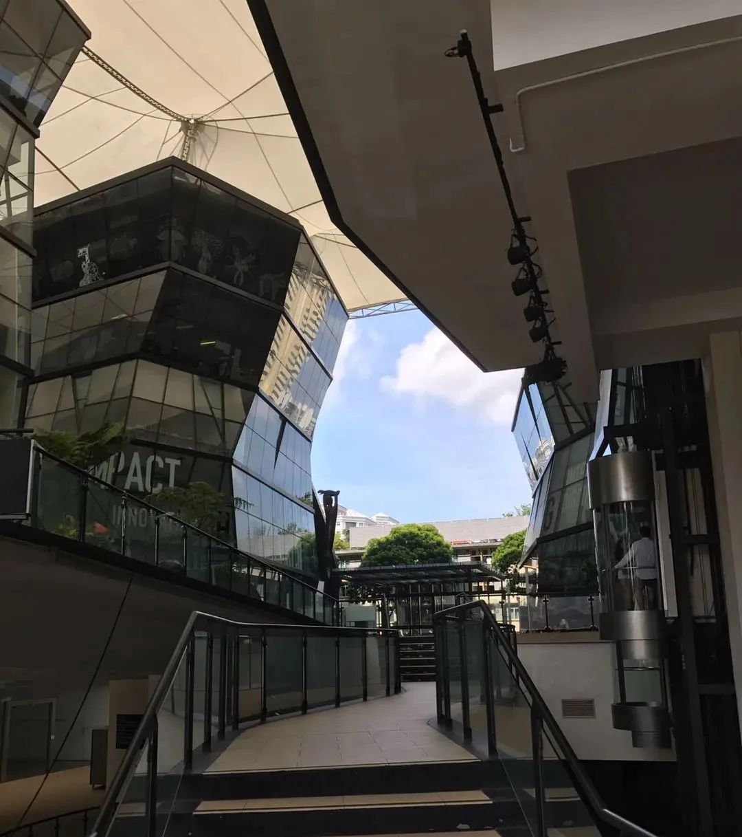 新加坡留学拉萨尔艺术学院,新加坡拉萨尔艺术学院珠宝设计