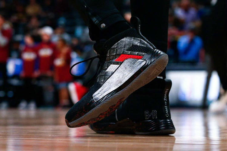 阿迪有什么值得购买的篮球鞋,阿迪十大最好看的鞋篮球鞋