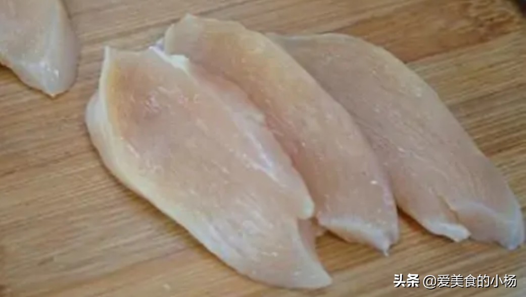 炸无骨鸡柳详细教程,完全不辣的炸鸡柳做法