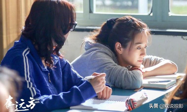 马伊琍保剑锋领奖,马伊琍与保剑锋同框