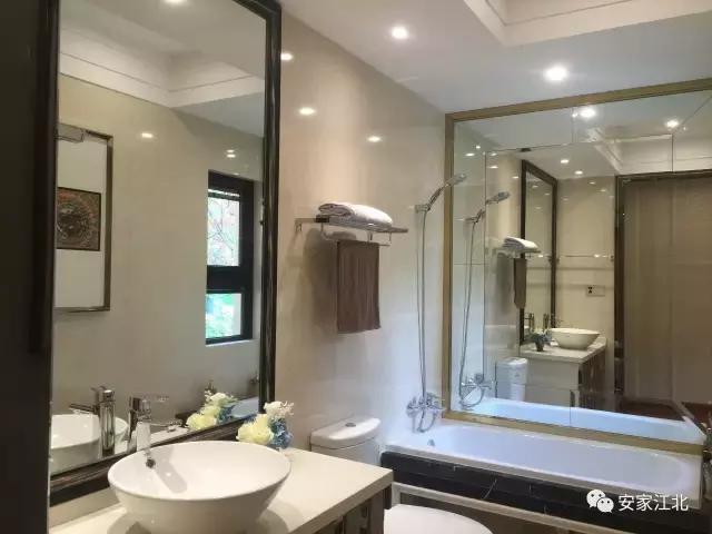 均价6500但是首开有五千多的房源,均价5500一平新盘