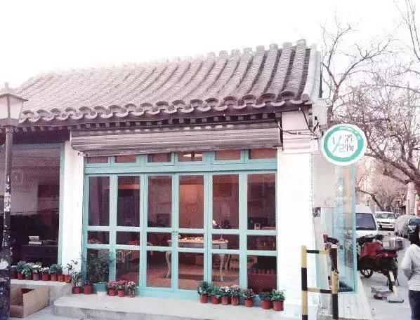 10大赚钱副业摆地摊卖什么最赚钱,做一个摆地摊的姑娘该如何入手