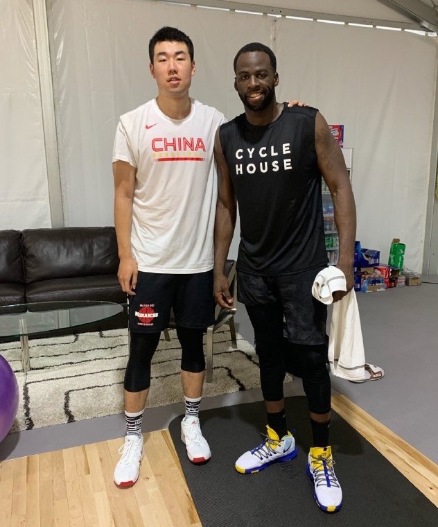 99年锋线赴美特训！20岁进国家队，望冲NBA，可成辽篮未来之星