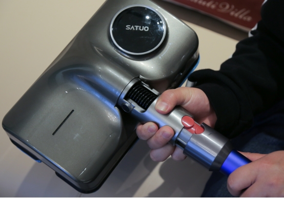 2022吸尘器洗地机推荐,买自动洗地机还是吸尘器