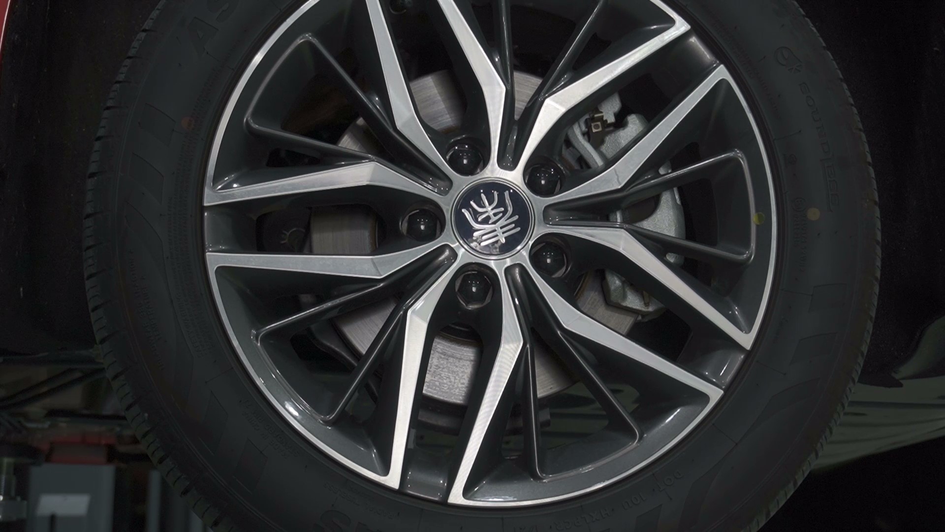 秦plusdm-i丐版实车实测,新款秦plusdmi车主真实感受