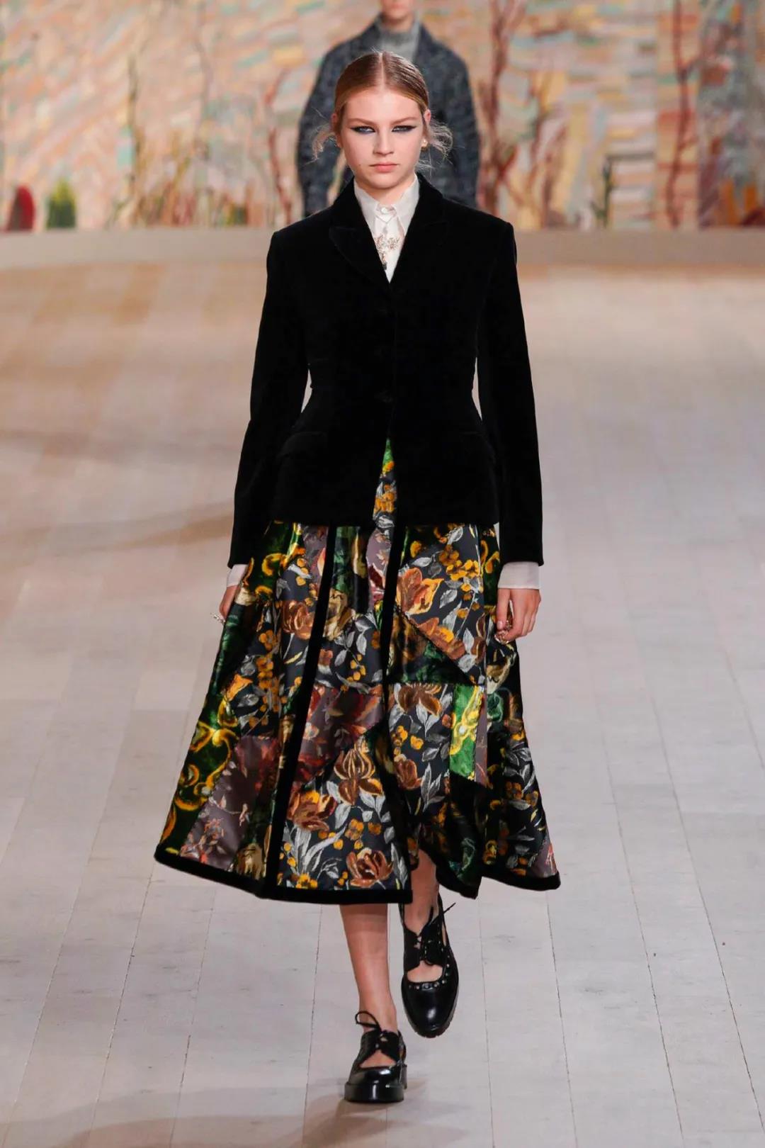 背lv的人穿什么,lv和dior适合什么风格