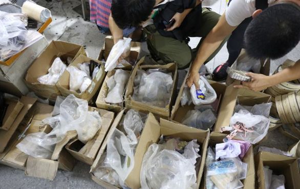 涉案17亿的假名牌包,制售假冒名牌箱包涉案近10亿元