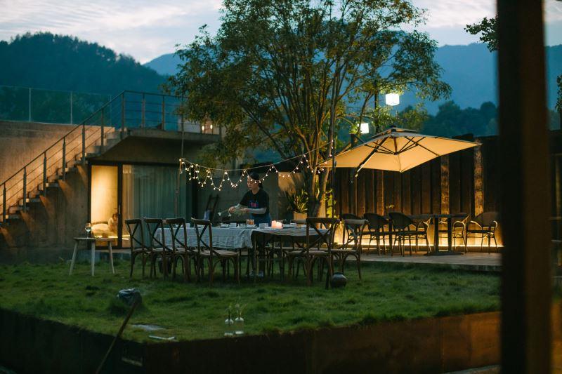 臻选人文度假品牌开山之作，惊艳问世，与月途看尽婺源千面之美