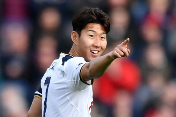 熊猫杯韩国球员脚踩奖杯,熊猫杯踩踏事件