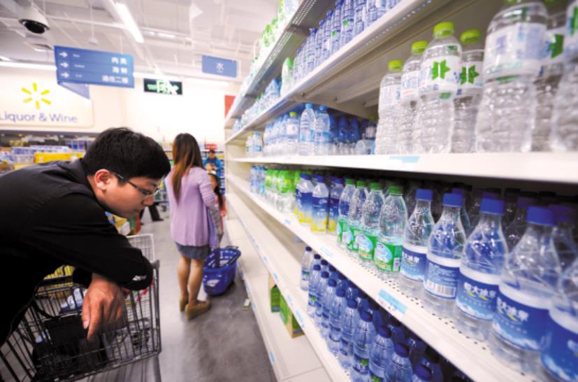 法国矿泉水冠军：依云在中国30年，为何至今无人能撼动其地位？