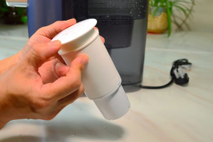 什么样的水适合长期饮用,什么纯净水适合长期饮用