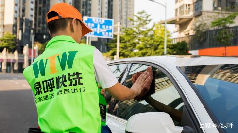 无接触洗车是怎么洗干净的,洗车用什么清洗最好