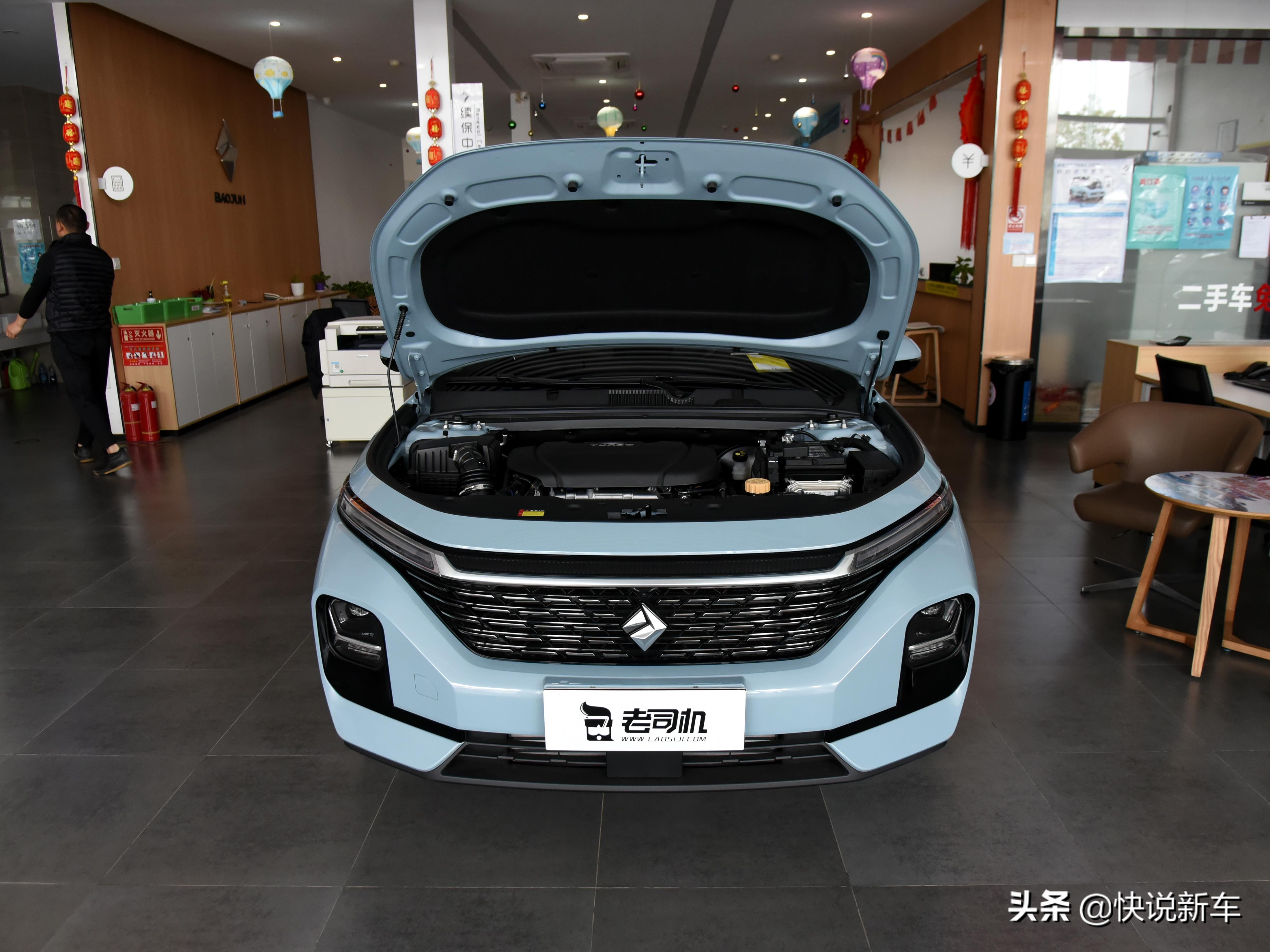 宝骏旅行车valli买车带行李箱吗,新宝骏旅行车valli到店实拍