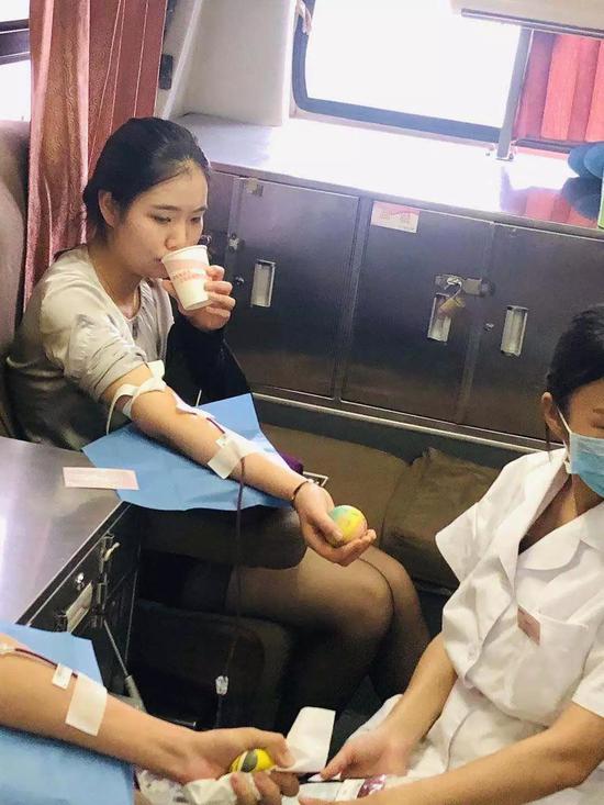 江西南昌县爱心献血传递真情,南昌爱心人士捐赠绿地铂瑞酒店