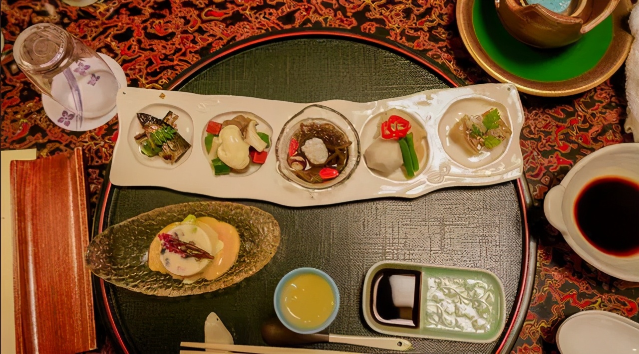 连云港温泉和日本温泉,这里的温泉美如画