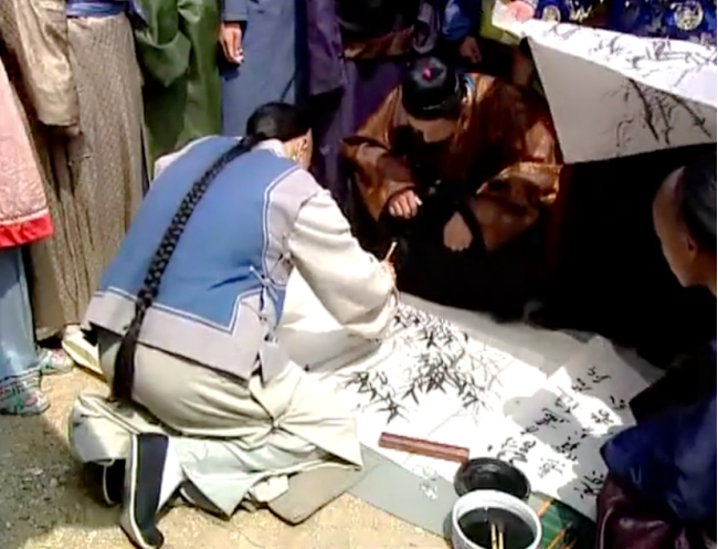 这种碗很多人小时候都曾使用过,却不知道其模仿的对象价值连城!