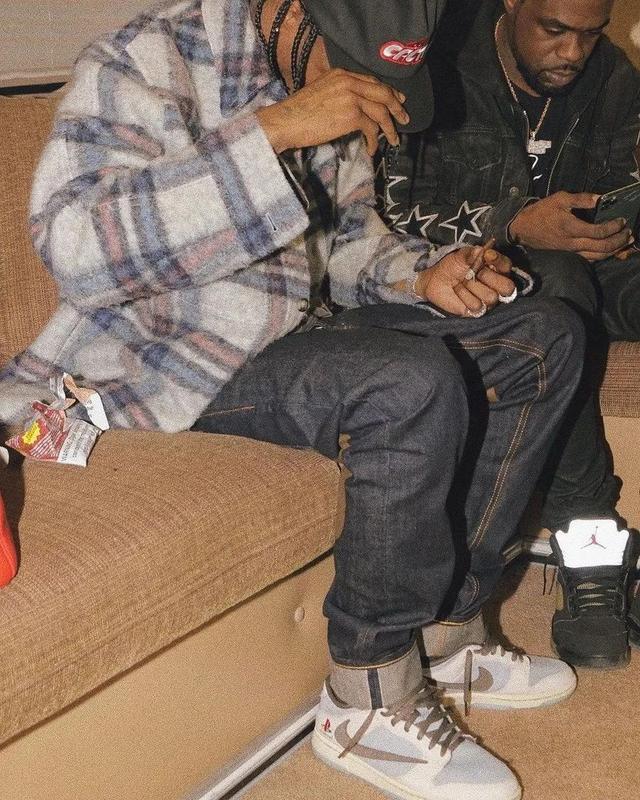 联名款看腻了！那三方联名呢？