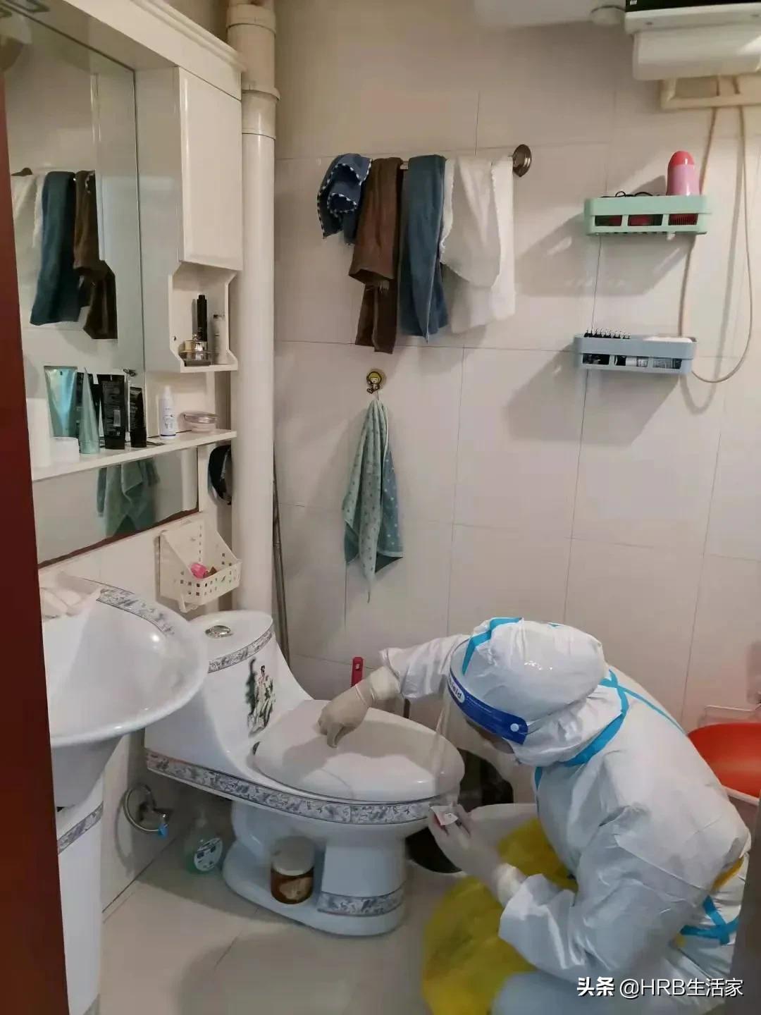 月圆日疫情来袭同战疫只争朝夕最美的“大白”——记哈市道外区人民医院大兴、南直社区核酸检测入户采样团队