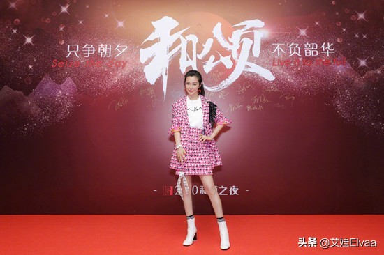 李冰冰环球影城被偶遇，穿背心变胖背厚手臂粗，这打扮一看就强势