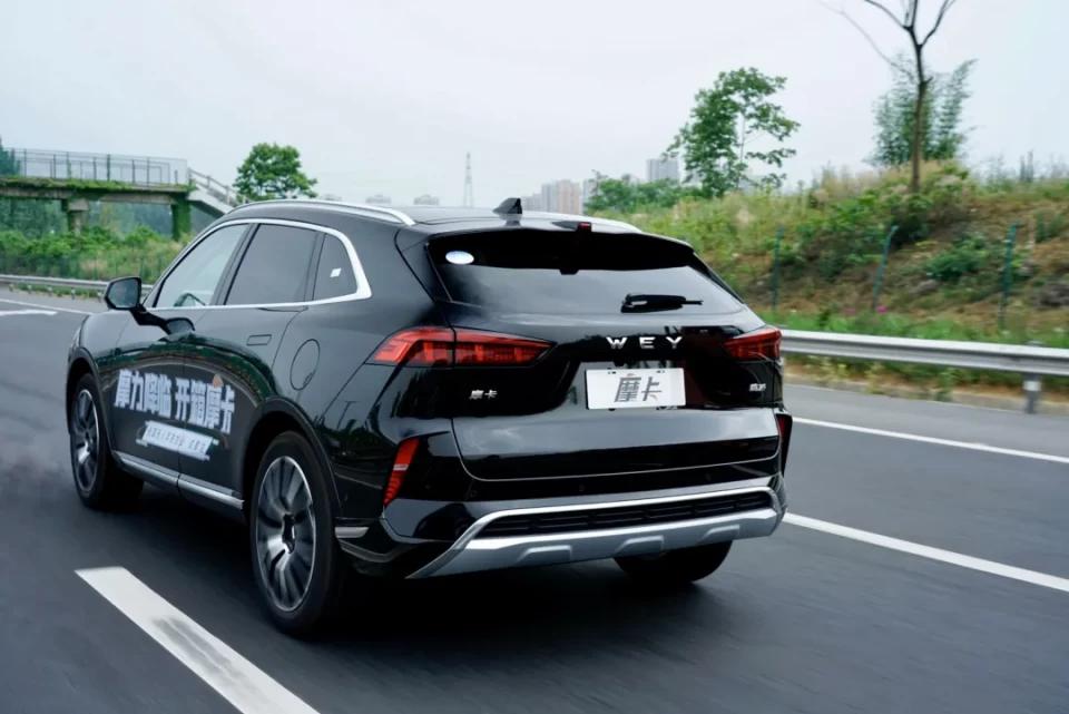 试驾摩卡视频,燃油版摩卡测评