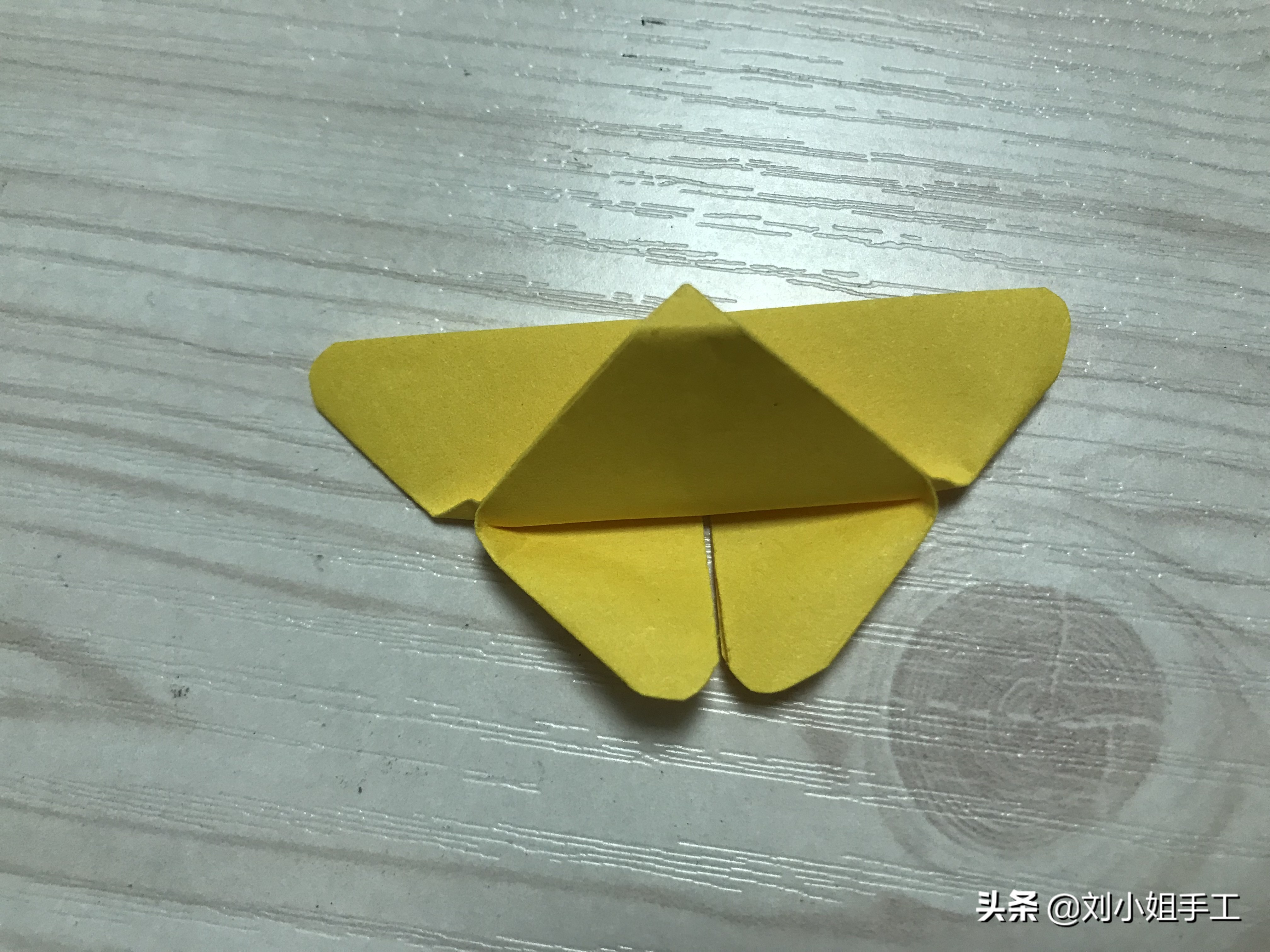 简单的蝴蝶折纸戒指,会飞蝴蝶简单折纸