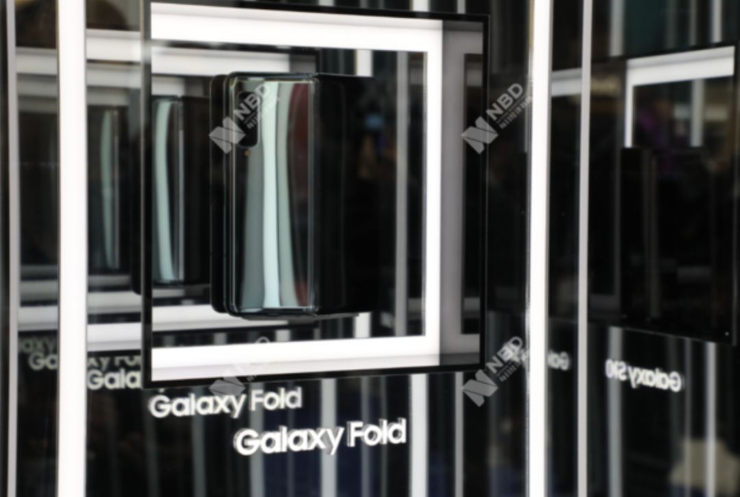 华为折叠屏手机2023新款上市价格,华为折叠屏手机最新款要21700元吗