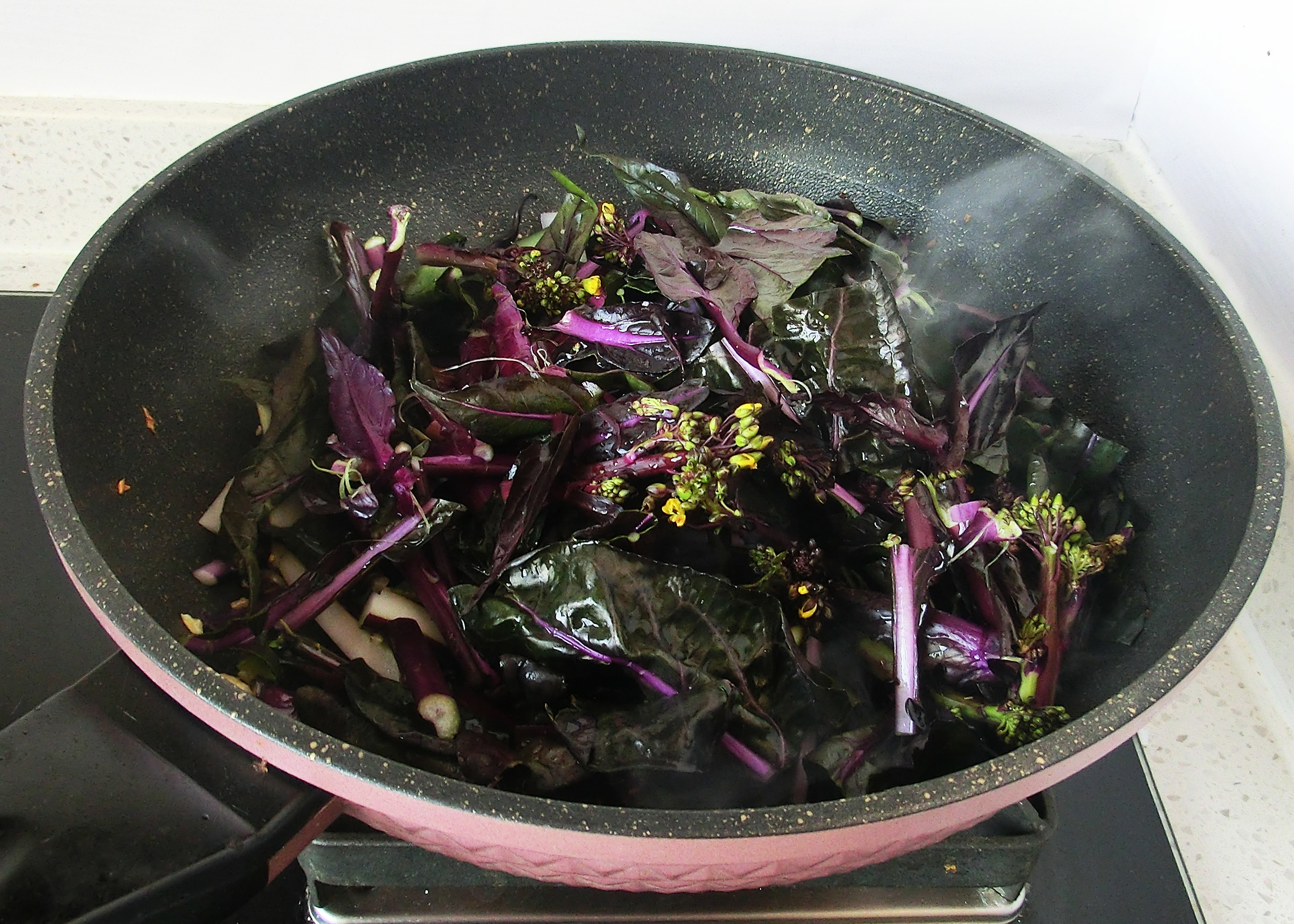 多吃胡萝卜对眼睛有帮助,胡萝卜怎么做好吃并且保护眼睛