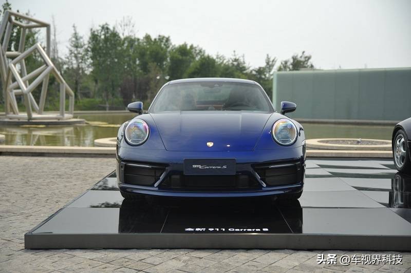 经典不息,革新不止!这才是我梦寐以求的全新保时捷911