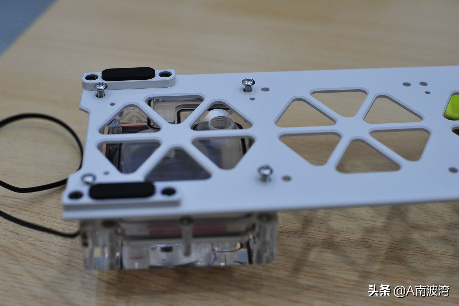 accx11机箱能装什么型号主板,accx11机箱一体水冷方案