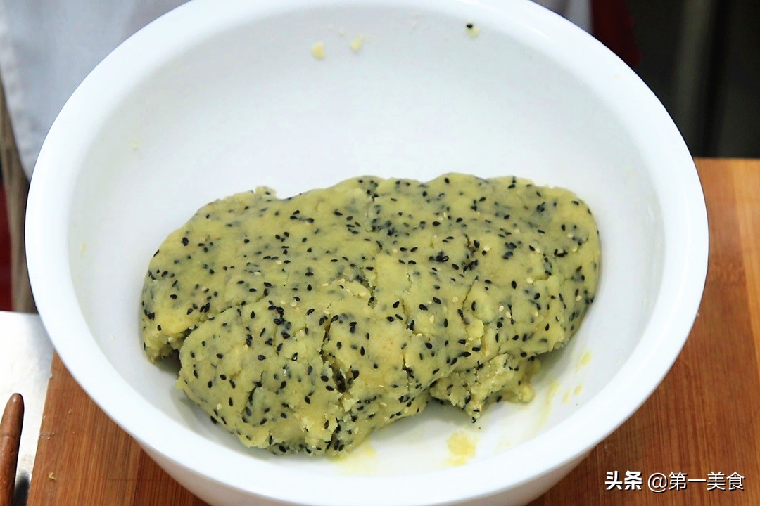 可以泡着吃的桃酥,桃酥吃着酥就是不成型