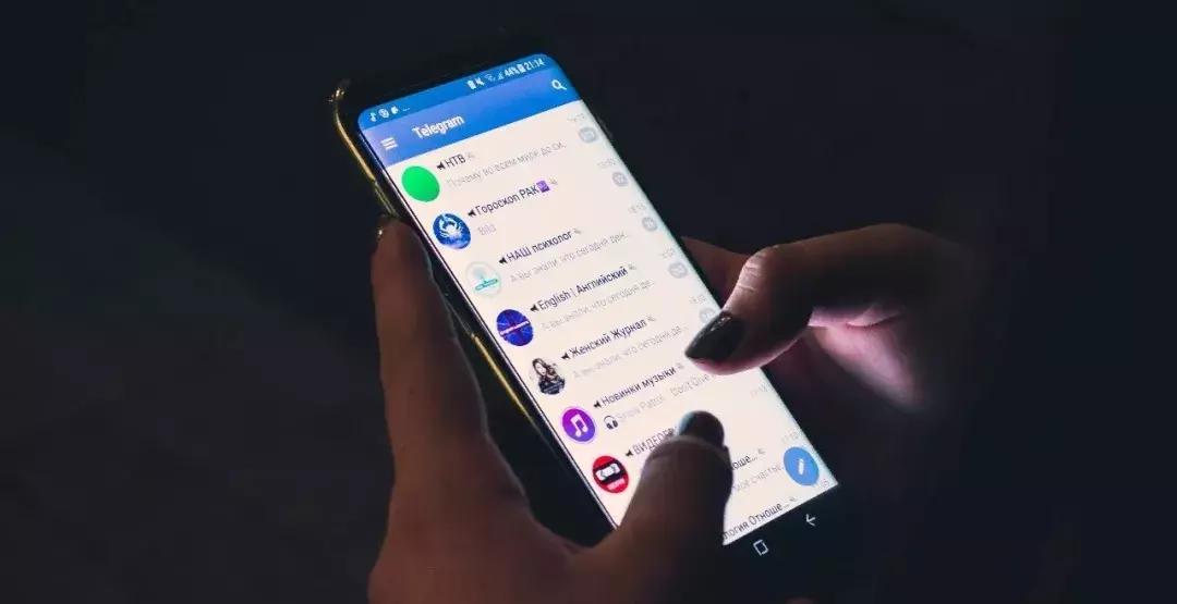 如何通过朋友圈吸引客户的眼球,朋友圈成功吸引营销客户的句子