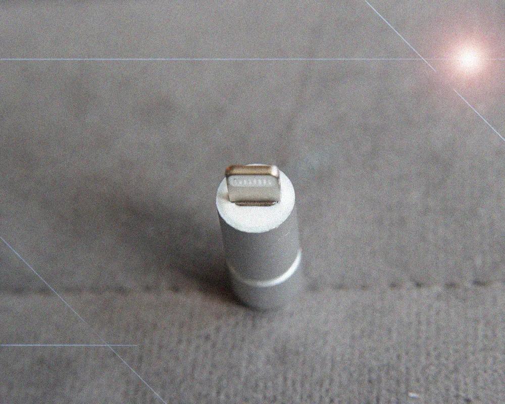 苹果耳机转接头需要蓝牙连接么,苹果转接头耳机插上去没反应