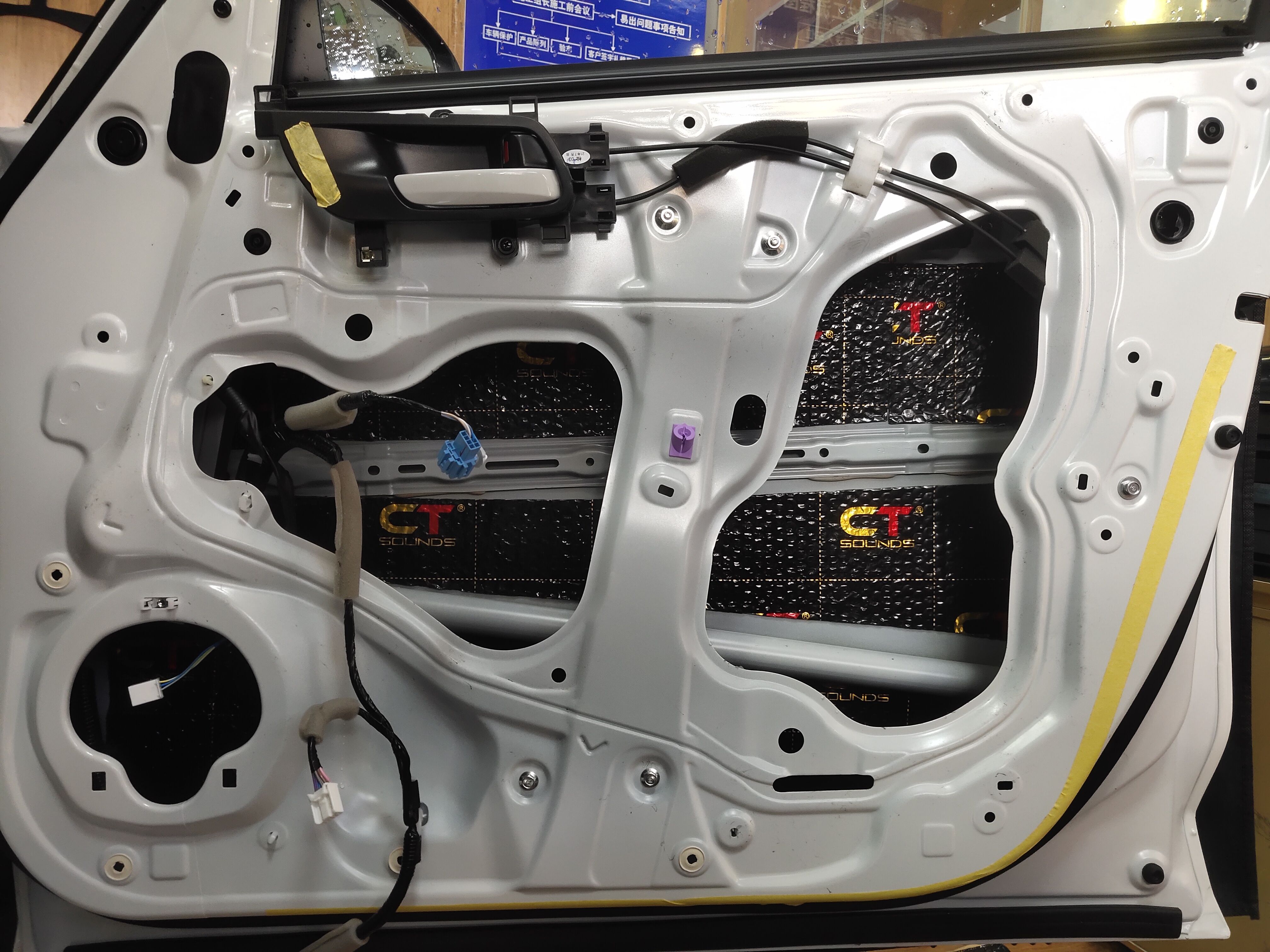 飞度改丹拿音响,不要等到后悔的时候才醒悟