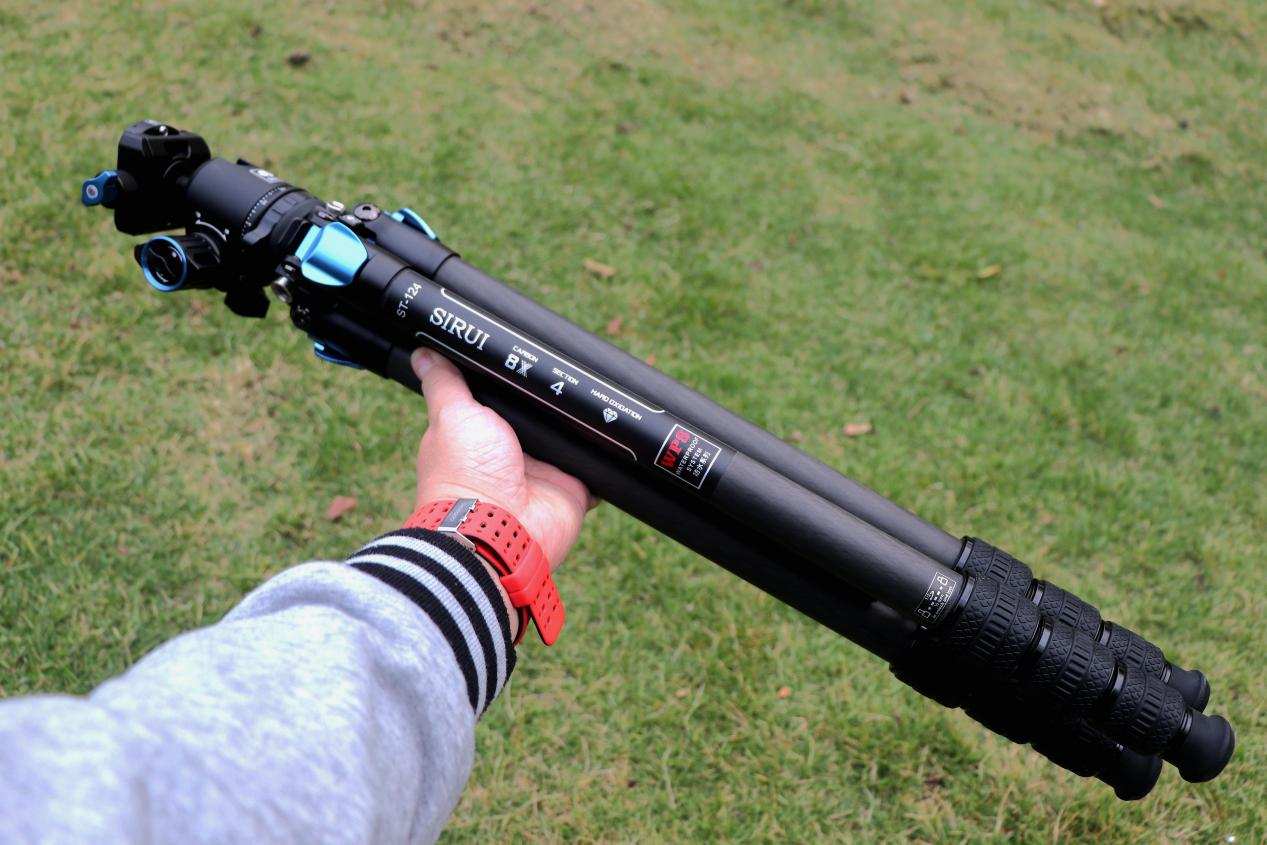 思锐稳定型三脚架套装,思锐迷你三脚架测评