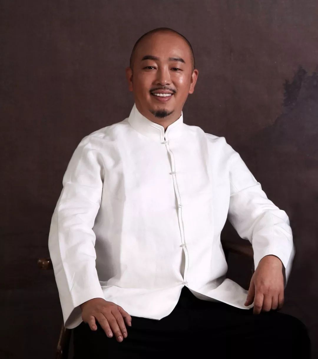 一座宅之于一个家，正如一个展之于一座城