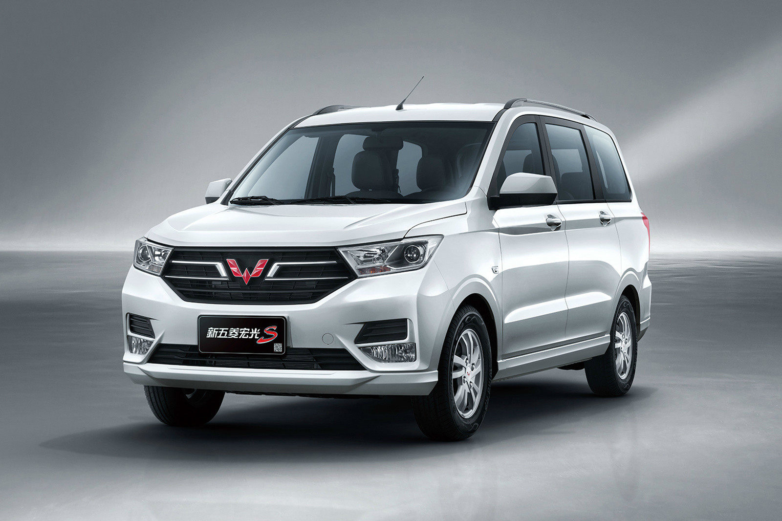 4.98万的宏光s新车,五菱宏光s4裸车价多少钱