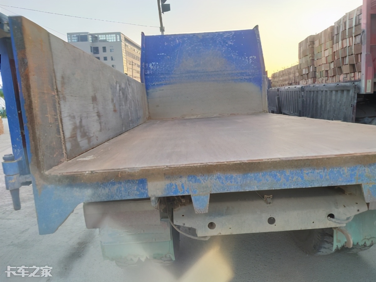 农民好帮手山地运输车,江淮骏铃工程自卸车二手价格