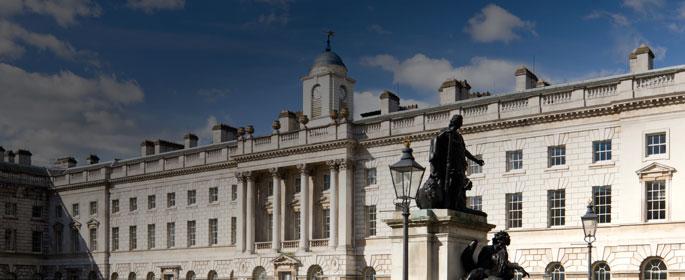 英国kcl大学预科生,英国kcl本科几年制