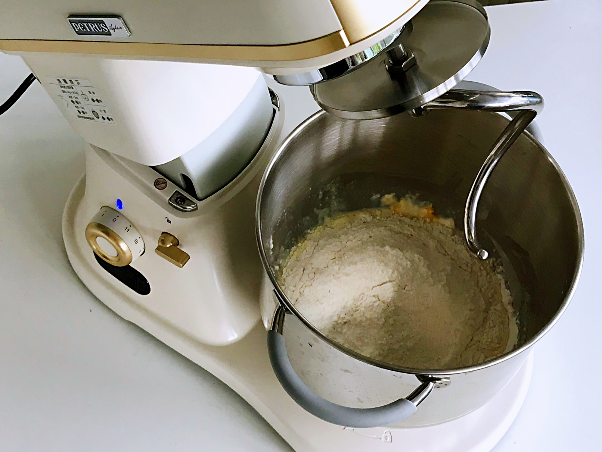 馒头吃不完怎么做成家常菜,馒头吃不完怎么做好吃不用锅