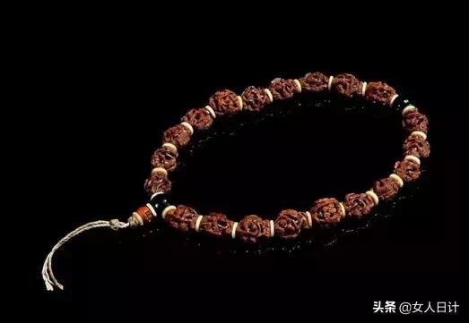 土豪看的手串,最适合穷人玩的5种手串