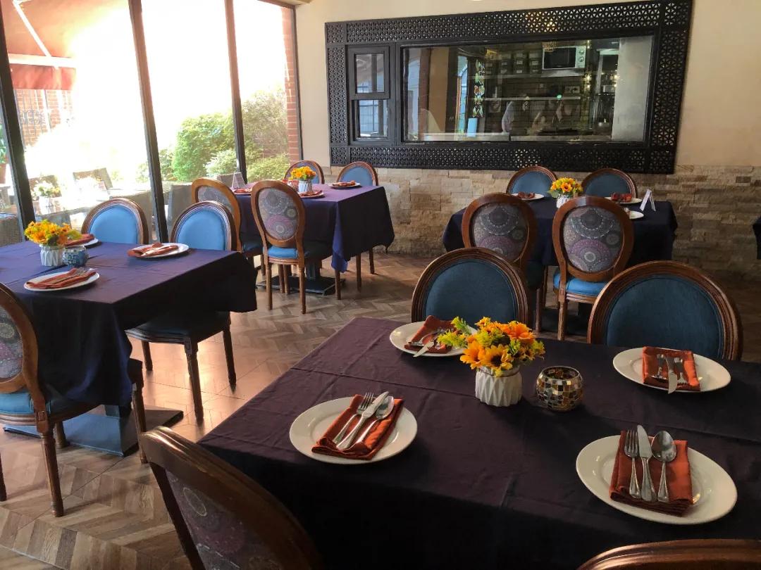 解锁小马路丨与来自时尚之都的DS7，望尽承载百年历史的外马路