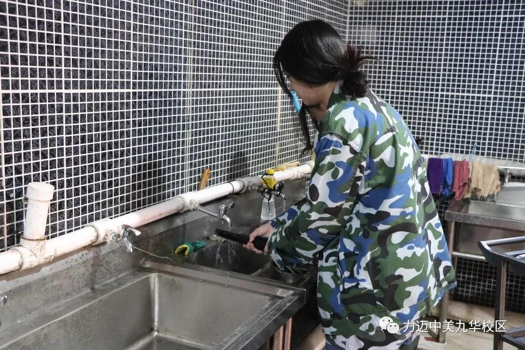 瓒呯噧鏂扮敓鍐涜,楂樹竴鏂扮敓鍐涜瓒呯噧